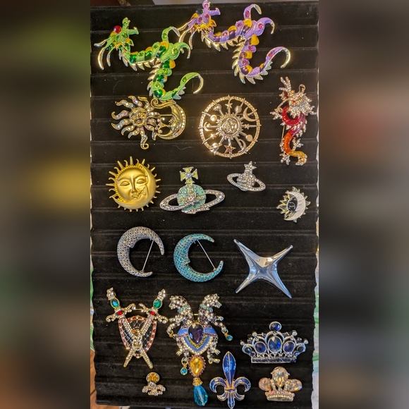 Colorful Brooch Collection - Picture 7 of 14